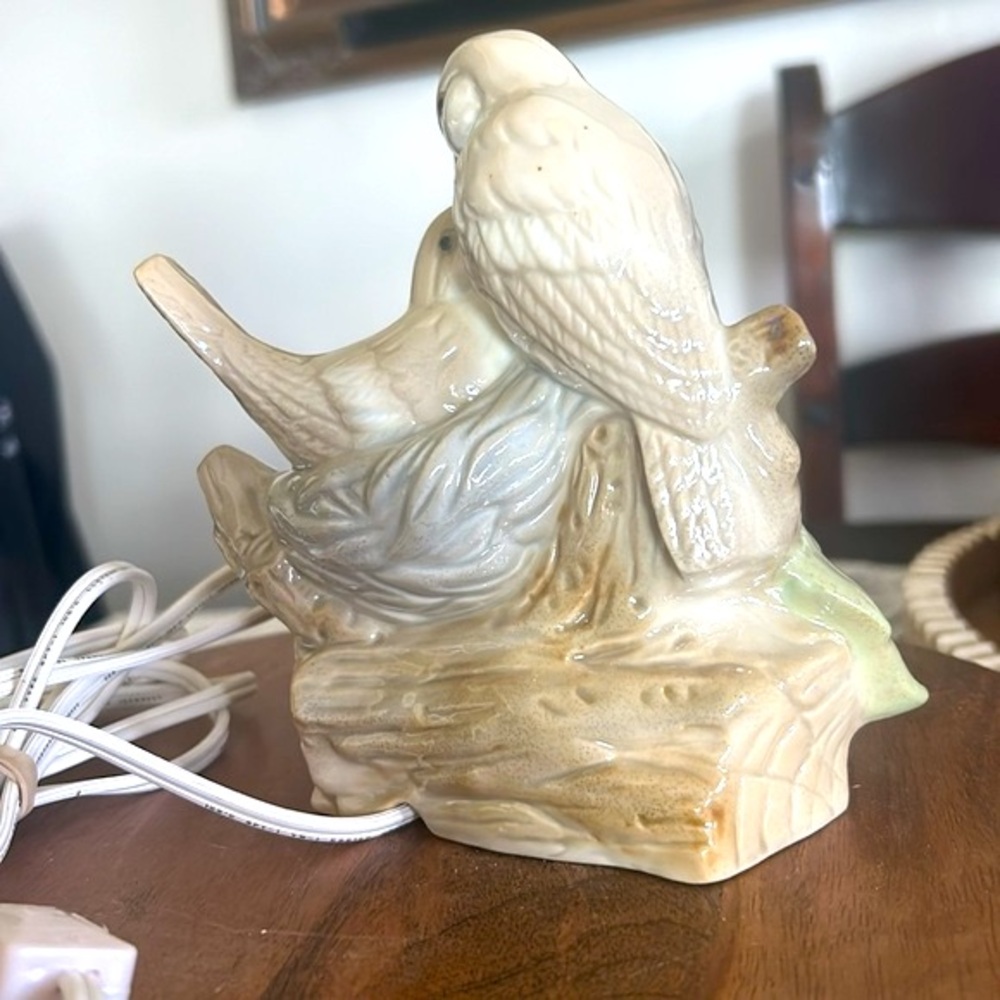 Vintage Lamp Porcelain Love Birds Figurine Nightlight Lamp Nursery - Picture 12 of 16